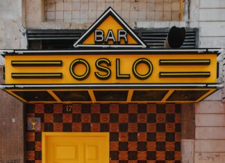Oslo Bar Og Bowling: Oppdag Byens Beste Underholdningstilbud!