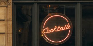 Fridays Oslo: Oppdag Byens Beste Uteservering Og Stemning!